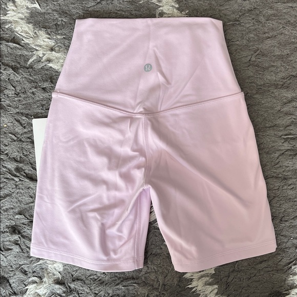 Lululemon align high-rise short 6” Size 2. Pink Organza. New with tags. - Picture 2 of 3
